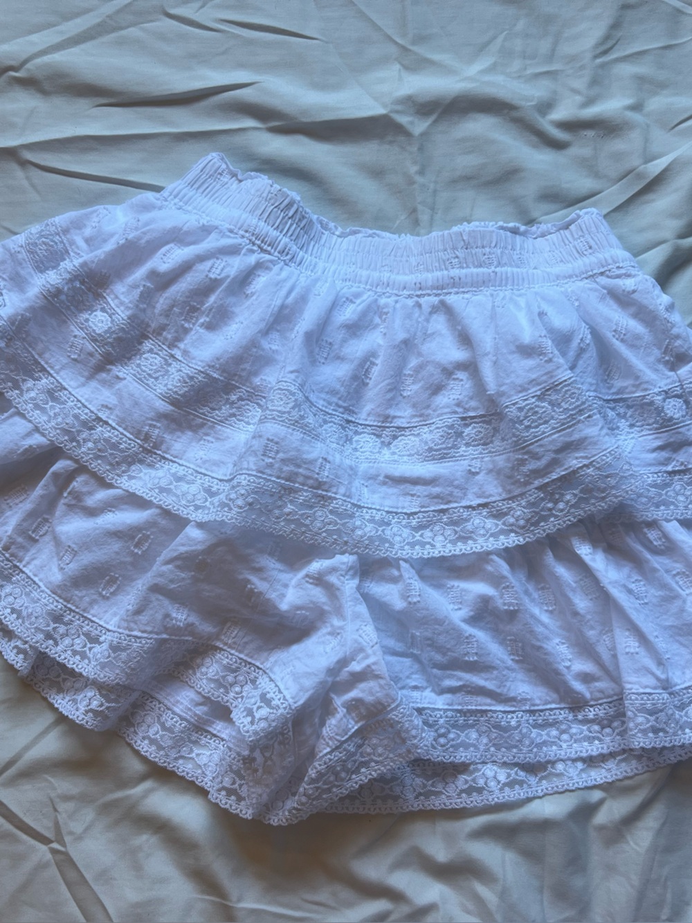 Wildflower-Print White Elastic Waist Skirt by ALTAR'O STATE